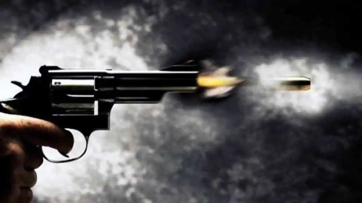 Bihar News : पूर्णिया में खेत में काम कर रहे युवक की गोली मा Bihar News : पूर्णिया में खेत में काम कर रहे युवक की गोली मा