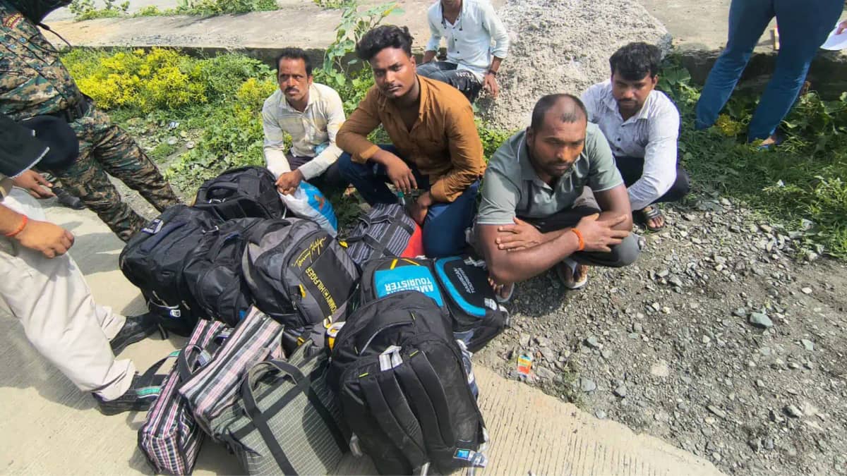 excise team seizes 61kg cannabis 5 smugglers arrested excise team seizes 61kg cannabis 5 smugglers arrested