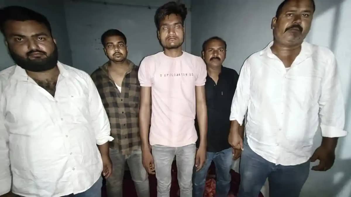 Bihar News : मोतीहारी पुलिस ने लूट की साजिश को किया नाकाम, ह Bihar News : मोतीहारी पुलिस ने लूट की साजिश को किया नाकाम, ह