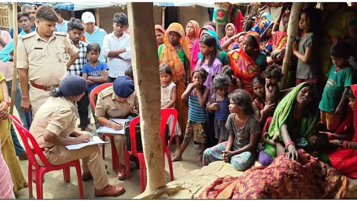 मां से हुई कहा-सुनी में 12 वर्षीय किशोरी ने उठाया खौफनाक कदम मां से हुई कहा-सुनी में 12 वर्षीय किशोरी ने उठाया खौफनाक कदम