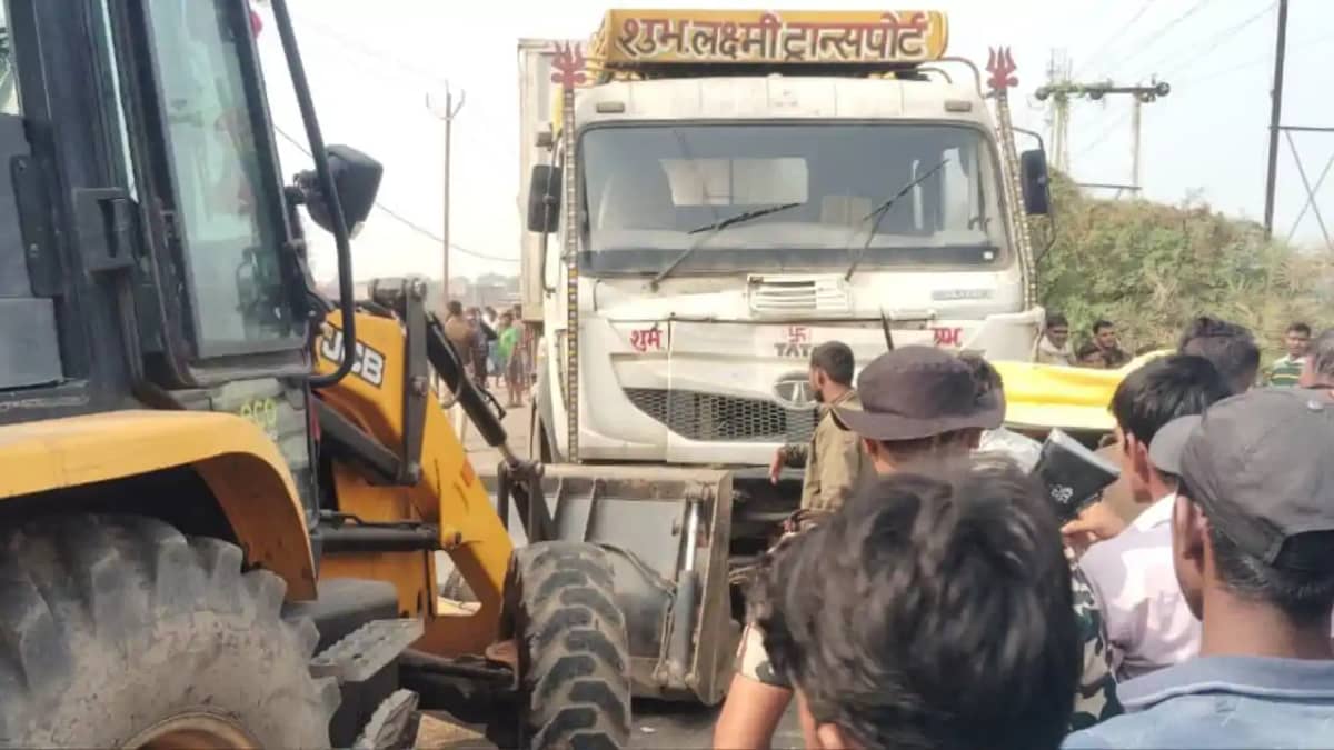 Sheikhpura Road Accident Sheikhpura Road Accident