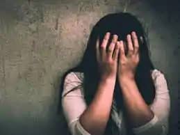 लॉकडाउन की दोस्ती बनी काल...अश्लील वीडियो बना भोजपुरी सिंगर लॉकडाउन की दोस्ती बनी काल...अश्लील वीडियो बना भोजपुरी सिंगर