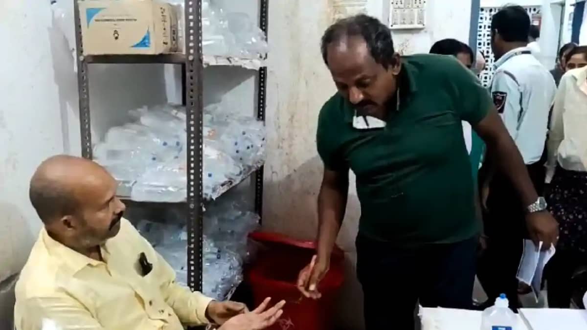 Bihar Crime : बांका में अपराधियों ने मुखिया और बेटे पर किया Bihar Crime : बांका में अपराधियों ने मुखिया और बेटे पर किया