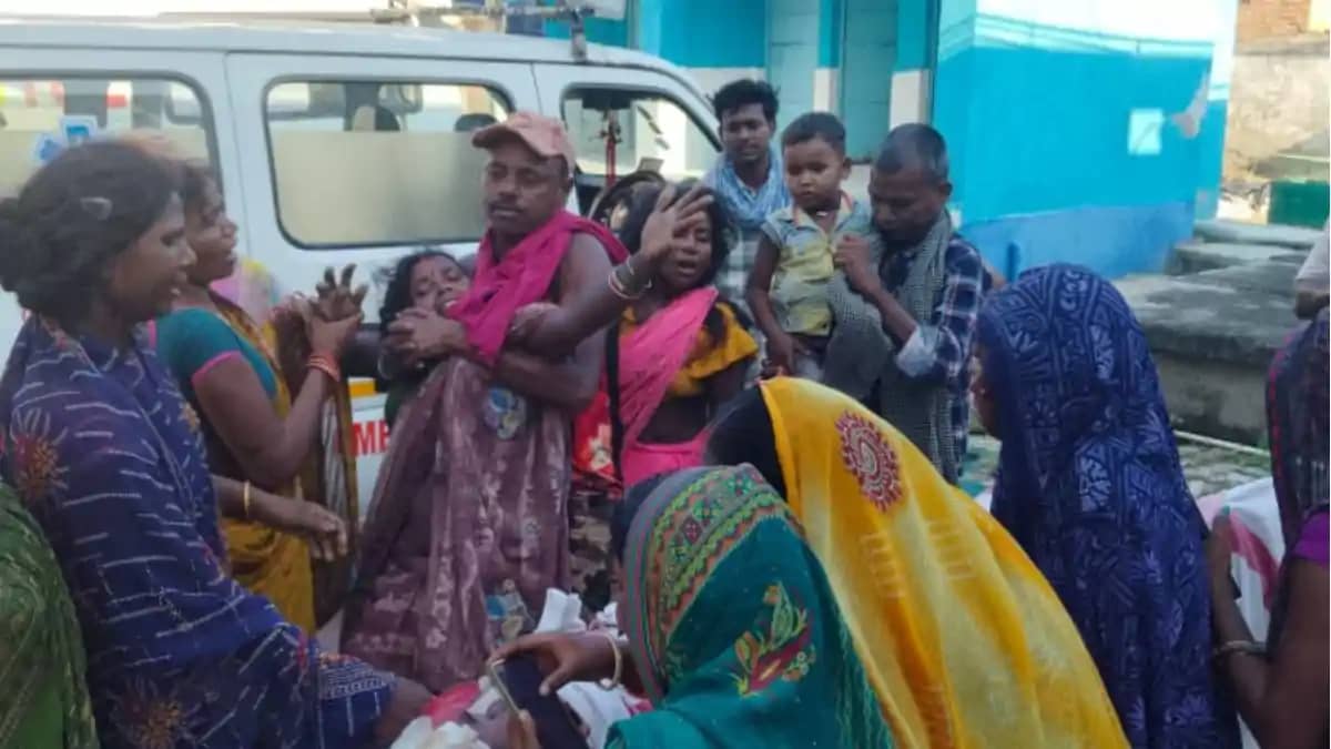 खगड़िया में दर्दनाक सड़क हादसा: दो बाइकों की आमने-सामने जोरद खगड़िया में दर्दनाक सड़क हादसा: दो बाइकों की आमने-सामने जोरद