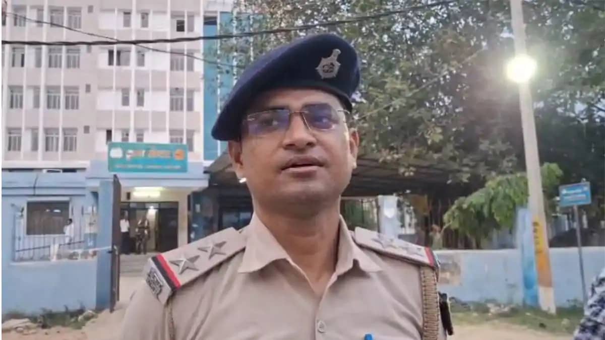 नहर से अज्ञात महिला का शव बरामद : पहचान में करने में जुटी पु नहर से अज्ञात महिला का शव बरामद : पहचान में करने में जुटी पु