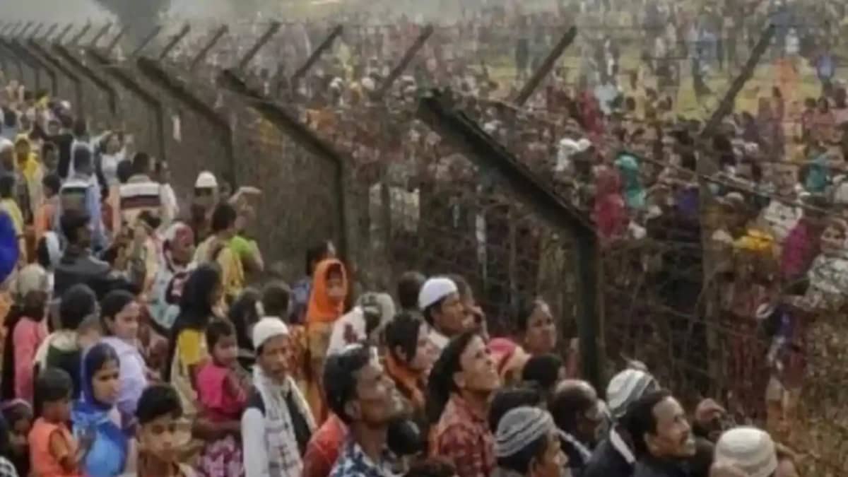 Bengal Politics Heat Up Over Voter List Bengal Politics Heat Up Over Voter List