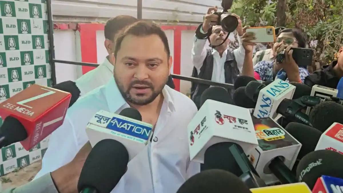 अनंत प्रकरण पर तेजस्वी का बड़ा बयान: बोले-धोखा देने वालों की अनंत प्रकरण पर तेजस्वी का बड़ा बयान: बोले-धोखा देने वालों की