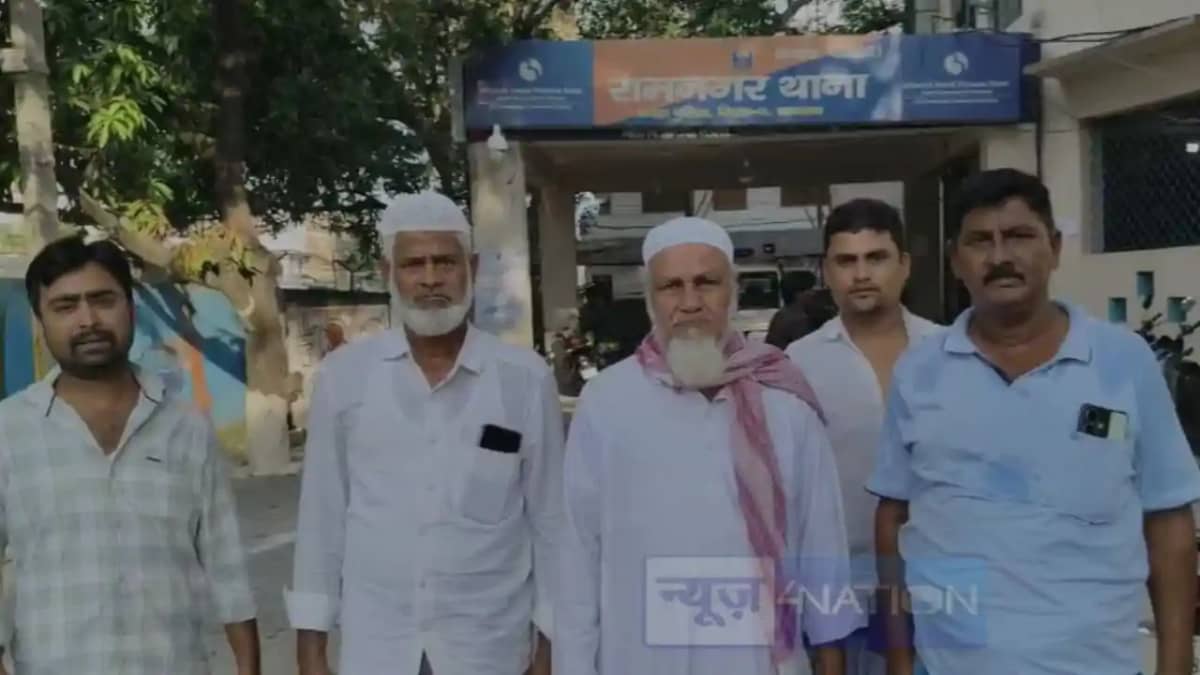 Bihar Crime: एटीएम कार्ड बदलकर 35 हज़ार की ठगी, वृद्ध बने स Bihar Crime: एटीएम कार्ड बदलकर 35 हज़ार की ठगी, वृद्ध बने स