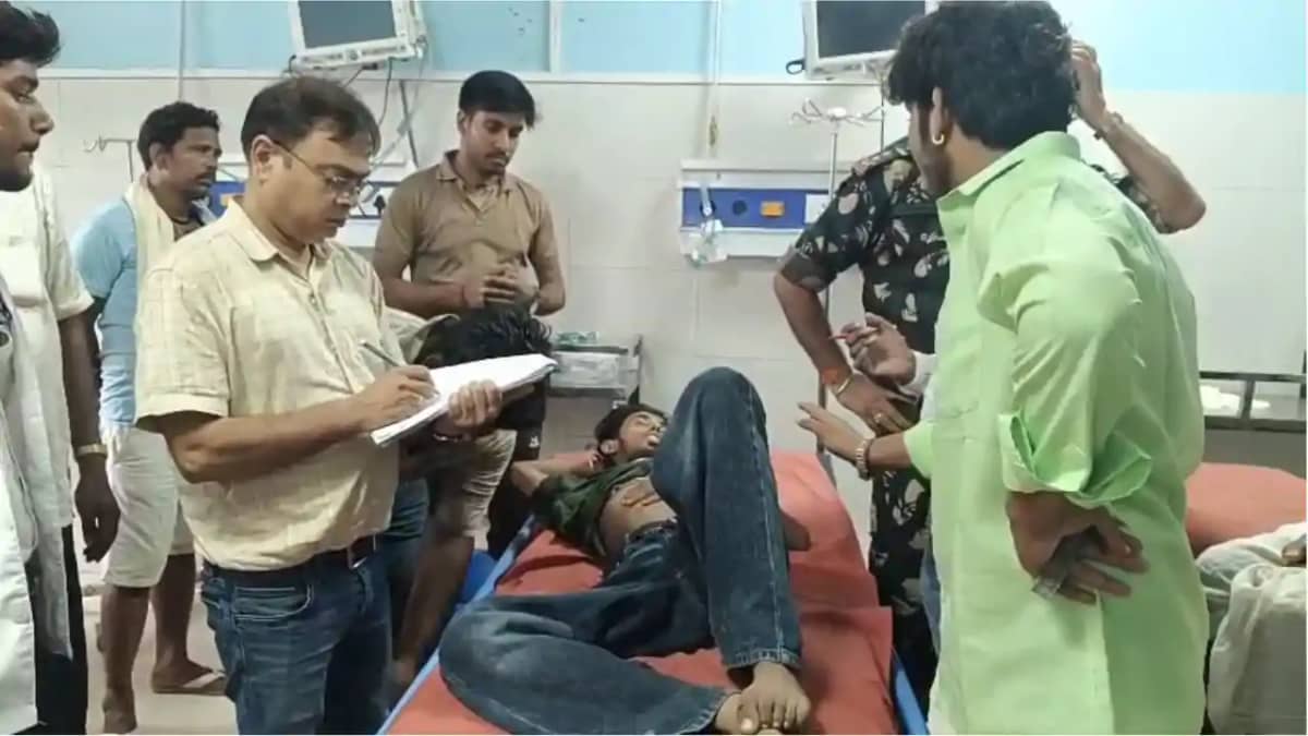 Bihar Crime : आरा में संदिग्ध परिस्थितियों में युवक को लगी ग Bihar Crime : आरा में संदिग्ध परिस्थितियों में युवक को लगी ग