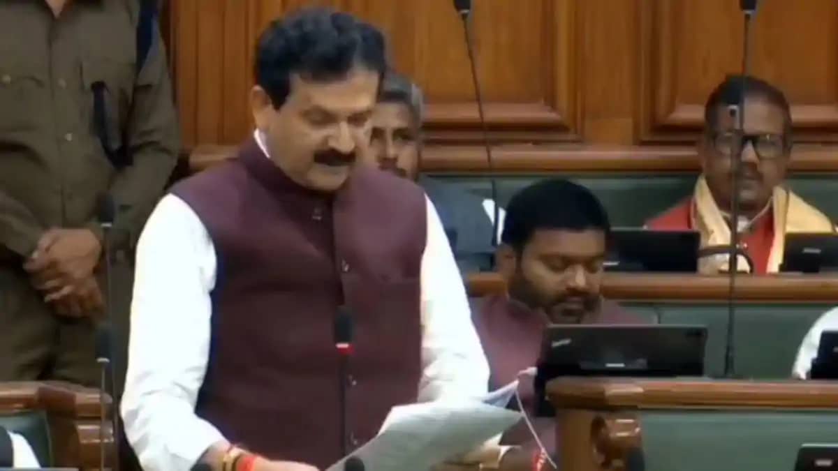 EWS आरक्षण पर सदन में तीखी बहस : मंत्री ने नकारा, तो विधायक EWS आरक्षण पर सदन में तीखी बहस : मंत्री ने नकारा, तो विधायक