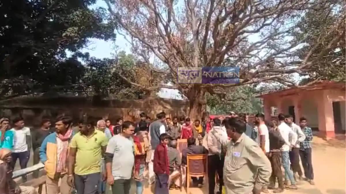 Bihar School News : बिहार के स्कूल में जलेबी घोटाला, हेडमास् Bihar School News : बिहार के स्कूल में जलेबी घोटाला, हेडमास्