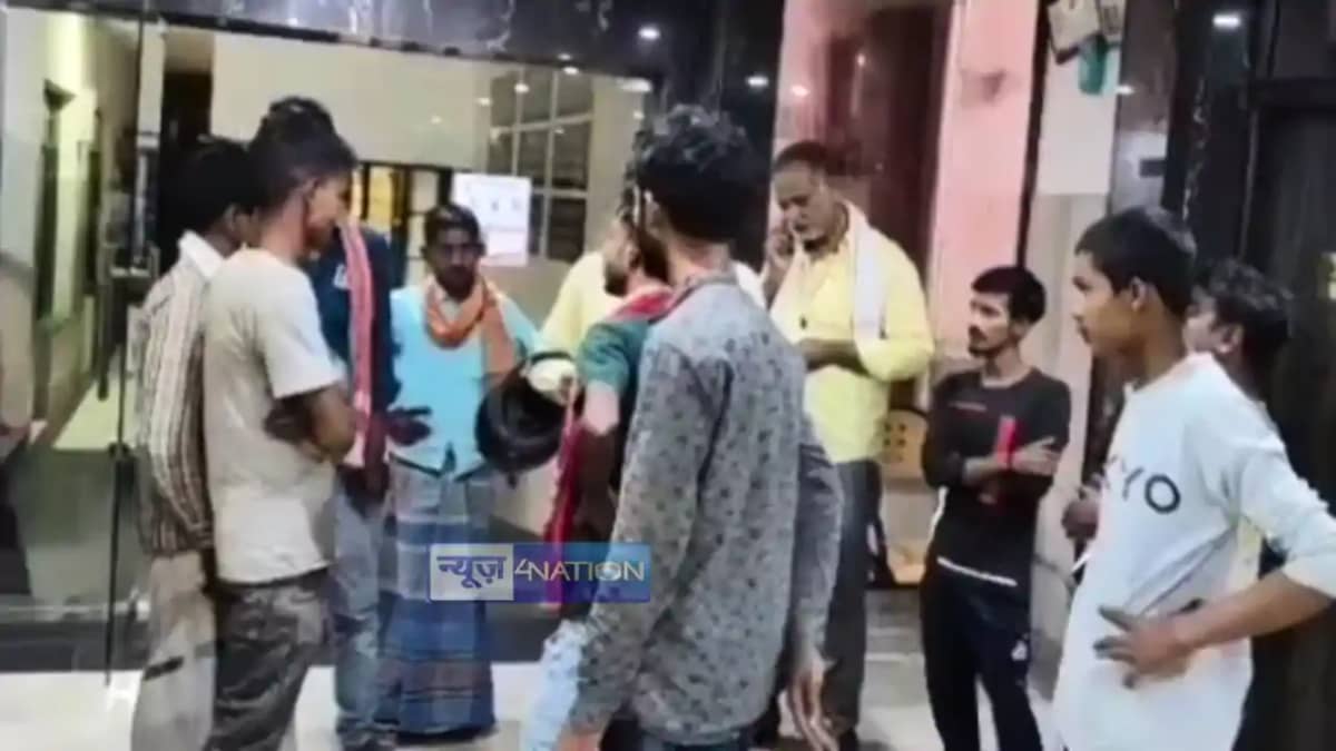 Bihar Crime News : बेगूसराय में बेख़ौफ़ बदमाशों ने युवक को गोल Bihar Crime News : बेगूसराय में बेख़ौफ़ बदमाशों ने युवक को गोल