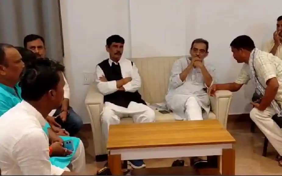 सिर्फ झूठा वादा है ‘हर घर से सरकारी नौकरी’, उपेंद्र कुशवाहा सिर्फ झूठा वादा है ‘हर घर से सरकारी नौकरी’, उपेंद्र कुशवाहा