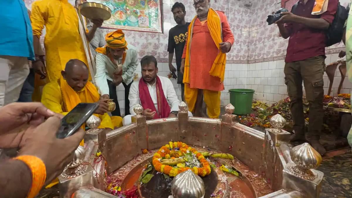 Bihar News : बक्सर में ‘सनातन जोड़ो यात्रा' की हुई शुरुआत, 5 Bihar News : बक्सर में ‘सनातन जोड़ो यात्रा' की हुई शुरुआत, 5