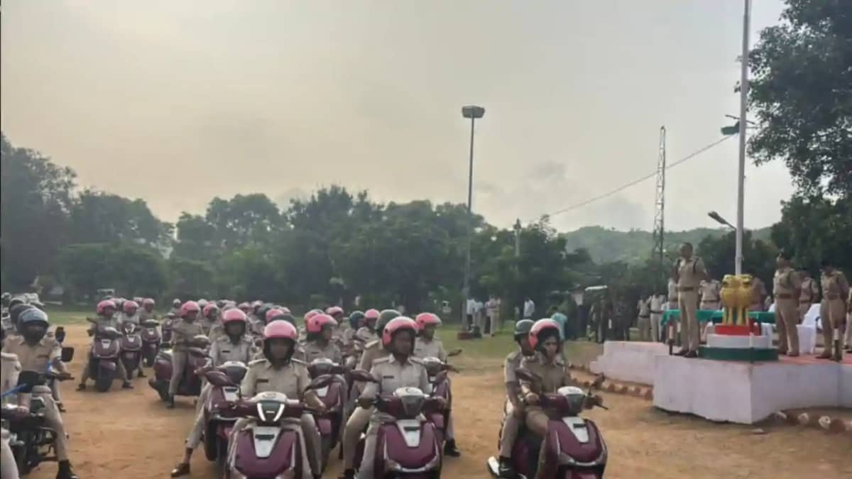 Police Launches Abhaya Brigade for Women Safety on Rakhi Police Launches Abhaya Brigade for Women Safety on Rakhi