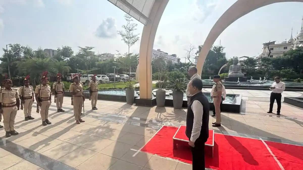 गयाजी पहुंचे पटना हाईकोर्ट के मुख्य न्यायाधीश, DM-SSP की मौज गयाजी पहुंचे पटना हाईकोर्ट के मुख्य न्यायाधीश, DM-SSP की मौज