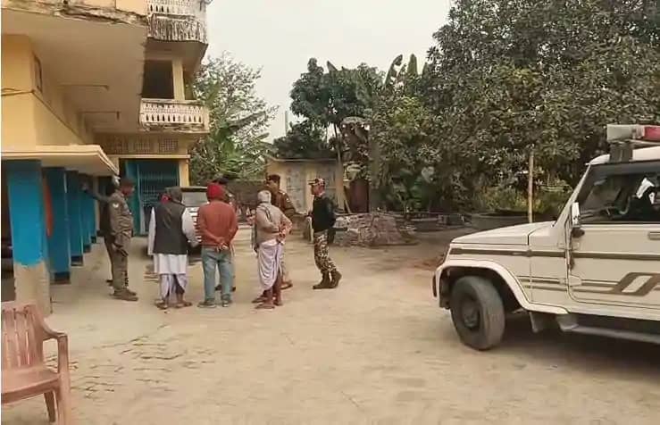 खौफ का दूसरा नाम 'प्रिंस'... 29 मर्डर- 169 किलो सोने की लूट खौफ का दूसरा नाम 'प्रिंस'... 29 मर्डर- 169 किलो सोने की लूट