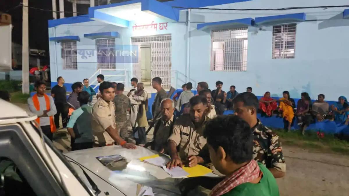 Bihar Crime News : नवजात के साथ सो रही विवाहिता की निर्मम ह Bihar Crime News : नवजात के साथ सो रही विवाहिता की निर्मम ह