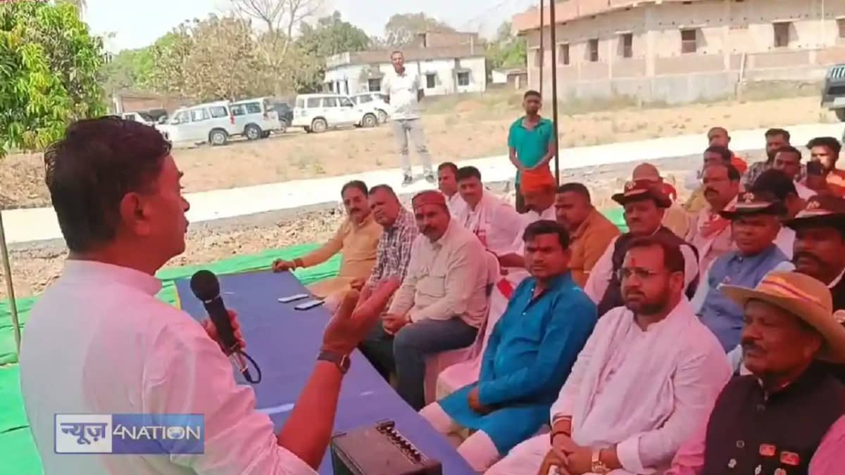 Bihar politics - गद्दारों को नहीं छोड़ेंगे पूर्व मंत्री आरके Bihar politics - गद्दारों को नहीं छोड़ेंगे पूर्व मंत्री आरके