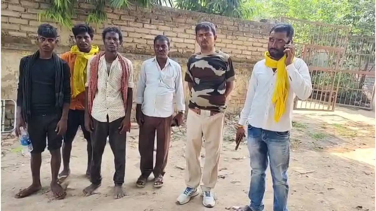 Bihar Road Accident : भोजपुर में भीषण सड़क हादसा, कोईलवर सिक Bihar Road Accident : भोजपुर में भीषण सड़क हादसा, कोईलवर सिक