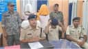 जनरल स्टोर की आड़ में चल रहा था स्मैक और गांजे का धंधा, पुलिस ने छापेमारी कर दुकान संचालक समेत दो को दबोचा जनरल स्टोर की आड़ में चल रहा था स्मैक और गांजे का धंधा, पुलिस ने छापेमारी कर दुकान संचालक समेत दो को दबोचा