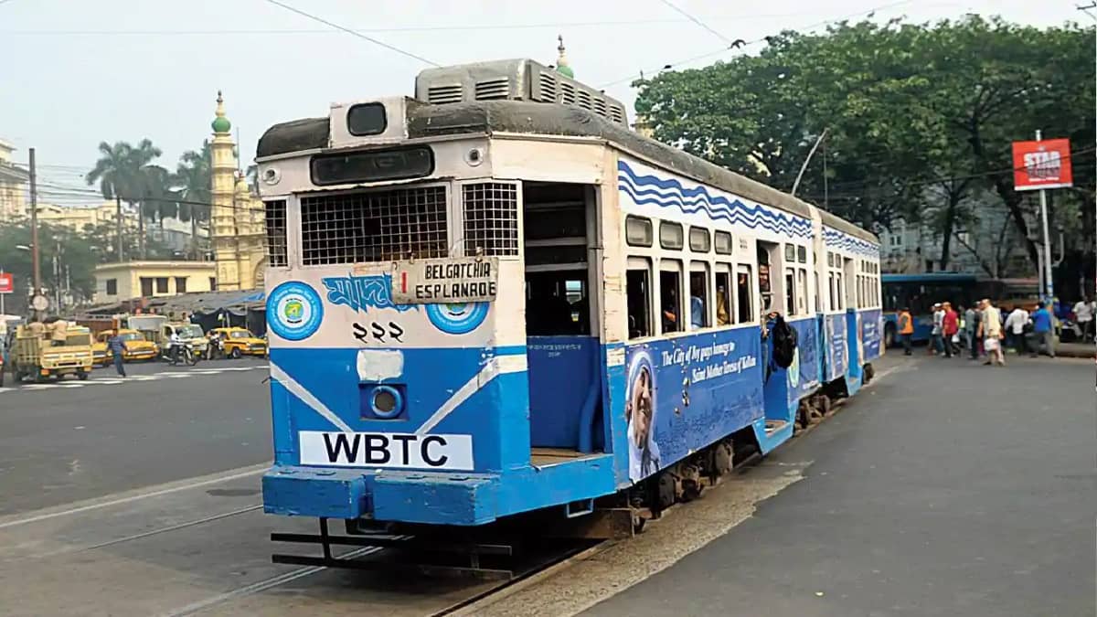 खामोश होगी ट्राम की घंटी : कोलकाता की 152 साल पुरानी विरासत खामोश होगी ट्राम की घंटी : कोलकाता की 152 साल पुरानी विरासत
