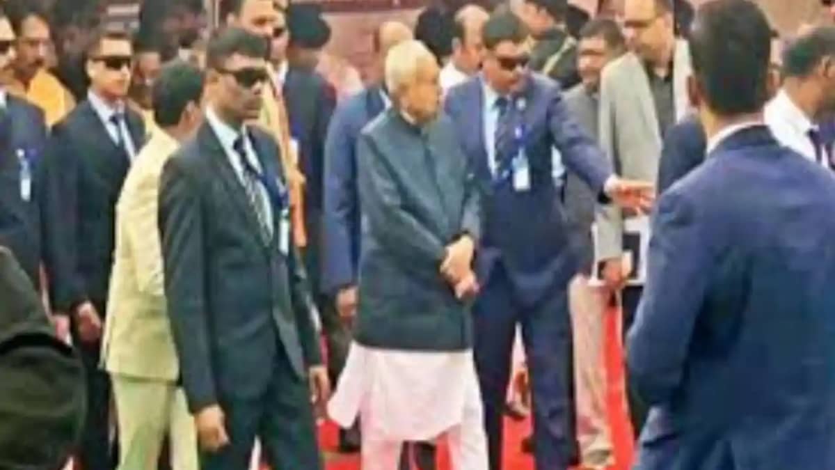 Nitish Kumar launches 188 projects worth 827 crore in Samast Nitish Kumar launches 188 projects worth 827 crore in Samast