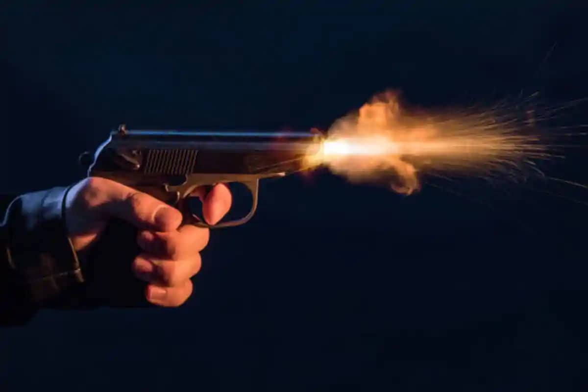 Bihar News: बिहार में मोबाइल डीलरशिप विवाद में खौफनाक हमला, Bihar News: बिहार में मोबाइल डीलरशिप विवाद में खौफनाक हमला,