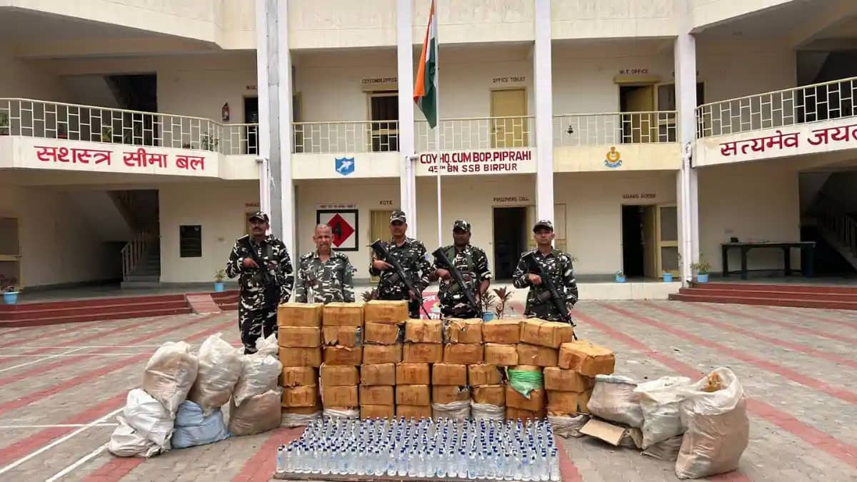 सुपौल में SSB की बड़ी कार्रवाई: कोसी नदी के रास्ते तस्करी की सुपौल में SSB की बड़ी कार्रवाई: कोसी नदी के रास्ते तस्करी की