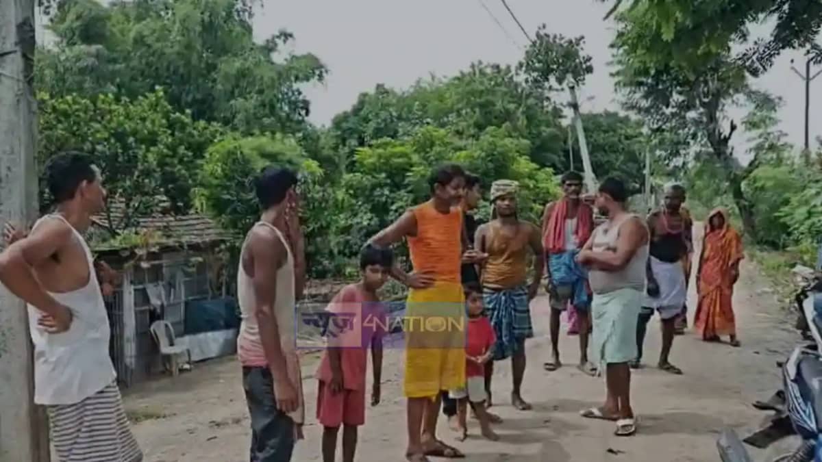 Bihar News: भेड़िए का आतंक, तीन दिन में दर्जनभर हमले, घायल Bihar News: भेड़िए का आतंक, तीन दिन में दर्जनभर हमले, घायल
