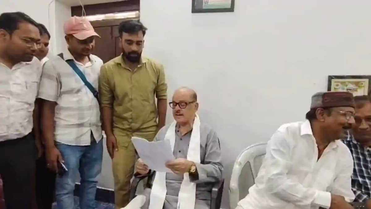 Bihar Politics: भागवत के बयान और आरक्षण विवाद पर तारिक अनवर Bihar Politics: भागवत के बयान और आरक्षण विवाद पर तारिक अनवर