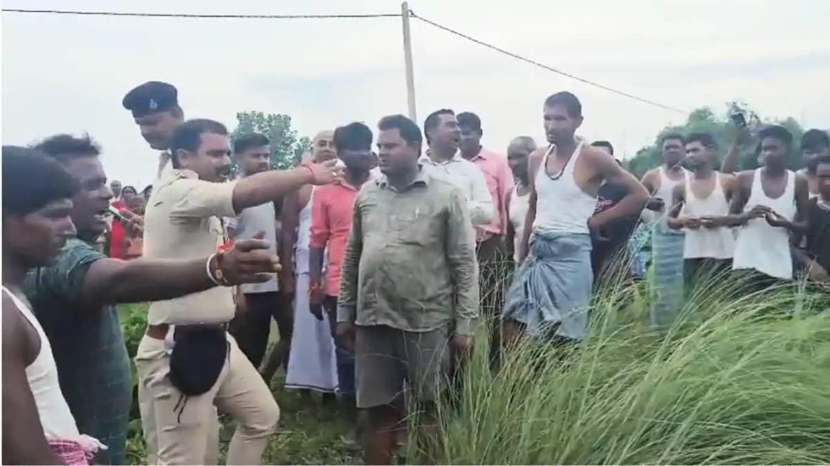 Bihar News : माँ के पास सोया तीन साल का मासूम अचानक हुआ गायब Bihar News : माँ के पास सोया तीन साल का मासूम अचानक हुआ गायब