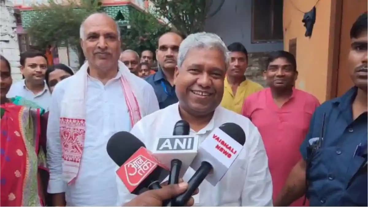 बिहार में आरक्षण पर सियासत तेज : मंत्री संतोष सुमन बोले- 'जर बिहार में आरक्षण पर सियासत तेज : मंत्री संतोष सुमन बोले- 'जर