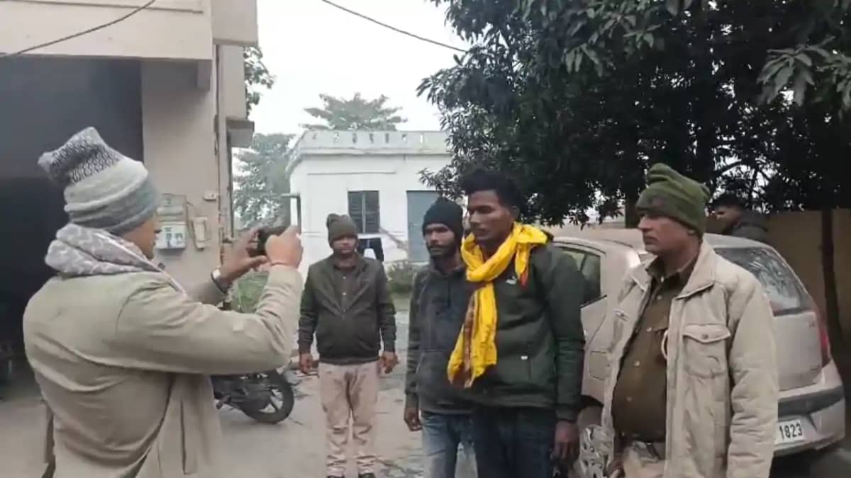 Bihar Crime : गोपालगंज पुलिस ने सलेमपुर चोरी कांड का किया खु Bihar Crime : गोपालगंज पुलिस ने सलेमपुर चोरी कांड का किया खु