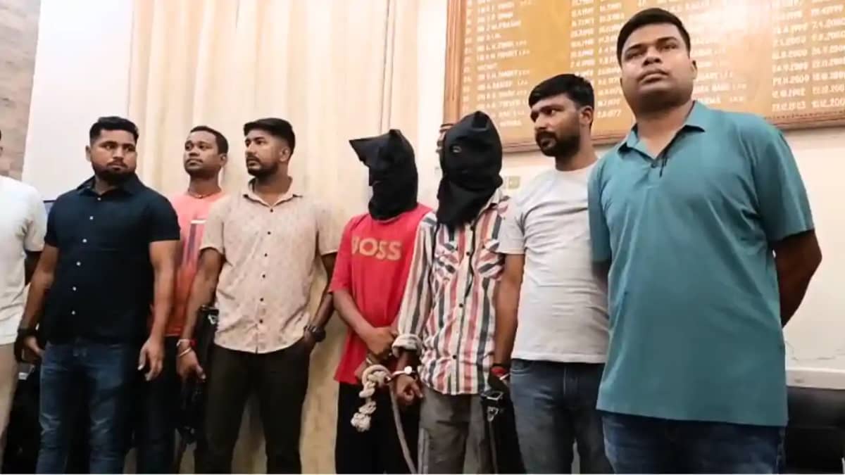 Bihar Crime News : पूर्णिया पुलिस ने ट्रक पर लोड विदेशी शराब Bihar Crime News : पूर्णिया पुलिस ने ट्रक पर लोड विदेशी शराब
