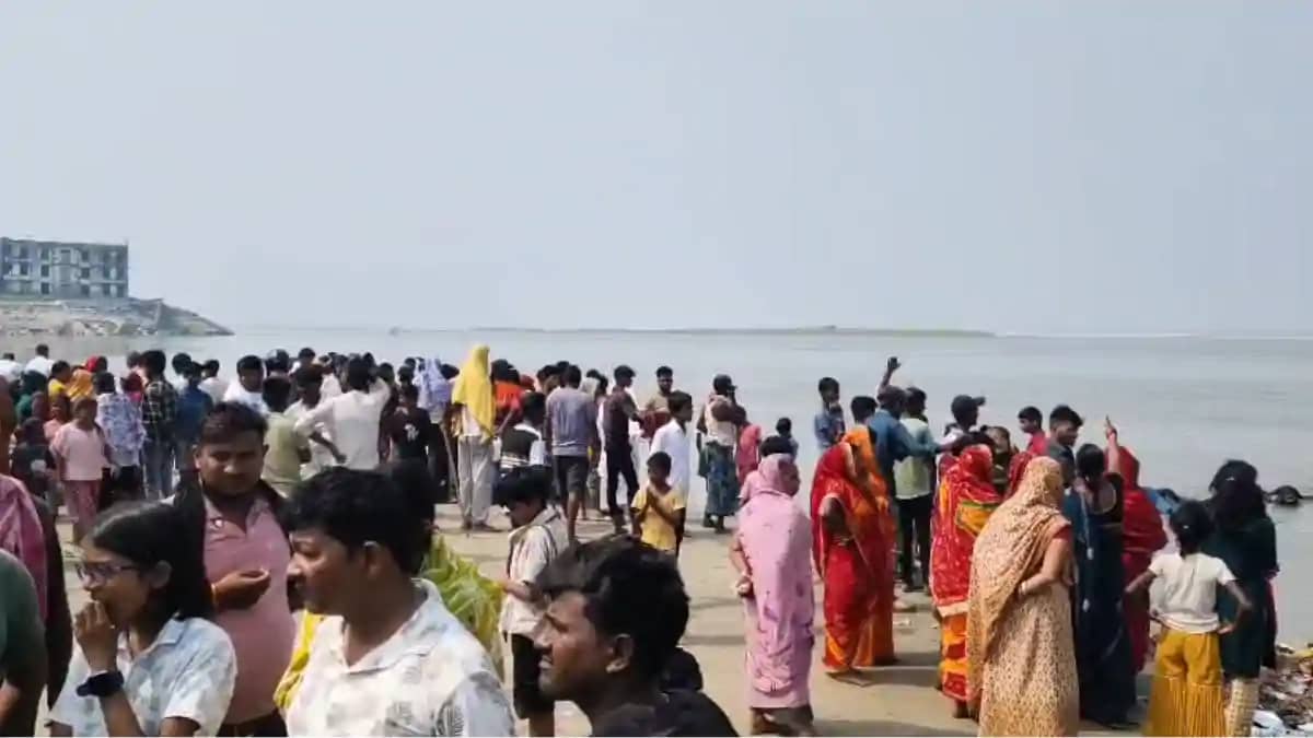 Bihar News : भागलपुर में स्नान के दौरान दर्दनाक हादसा, दो मा Bihar News : भागलपुर में स्नान के दौरान दर्दनाक हादसा, दो मा