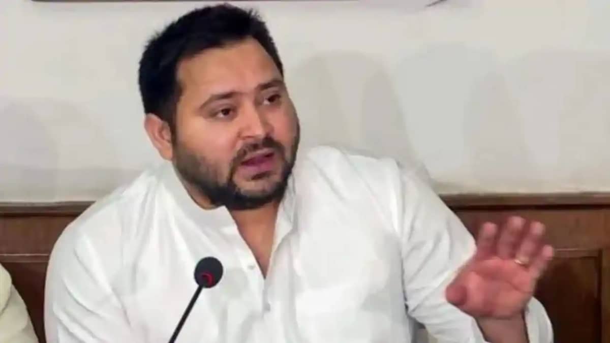 तेजस्वी यादव तेजस्वी यादव