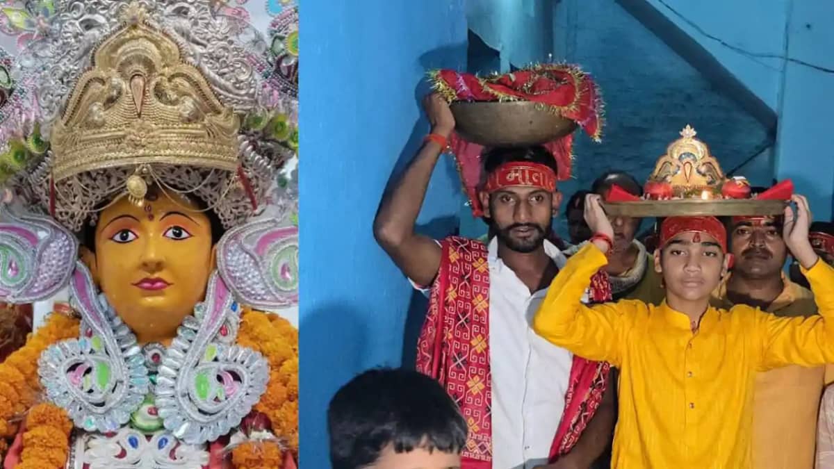 Shardiya Navratri 2025: भक्त ने मां को चढ़ाया सोने का मुकुट, Shardiya Navratri 2025: भक्त ने मां को चढ़ाया सोने का मुकुट,