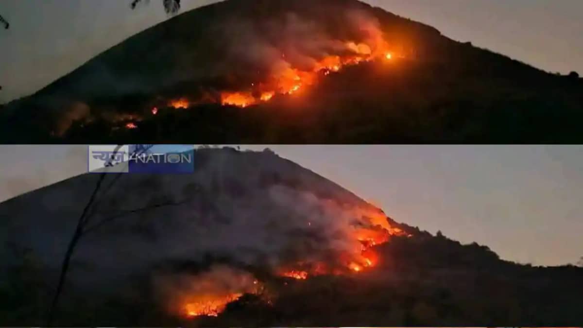 Massive fire in the forests of Mandar Mountain Massive fire in the forests of Mandar Mountain