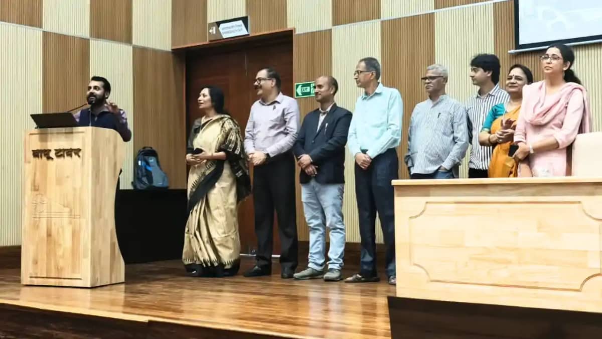 Bihar News : पटना में बनी फीचर फिल्म 'बोध' का बापू टावर में Bihar News : पटना में बनी फीचर फिल्म 'बोध' का बापू टावर में