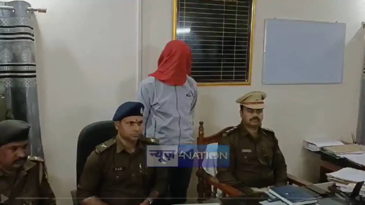 Crime In Begusarai: अपराध की योजना बना रहे बदमाश को पुलिस ने Crime In Begusarai: अपराध की योजना बना रहे बदमाश को पुलिस ने