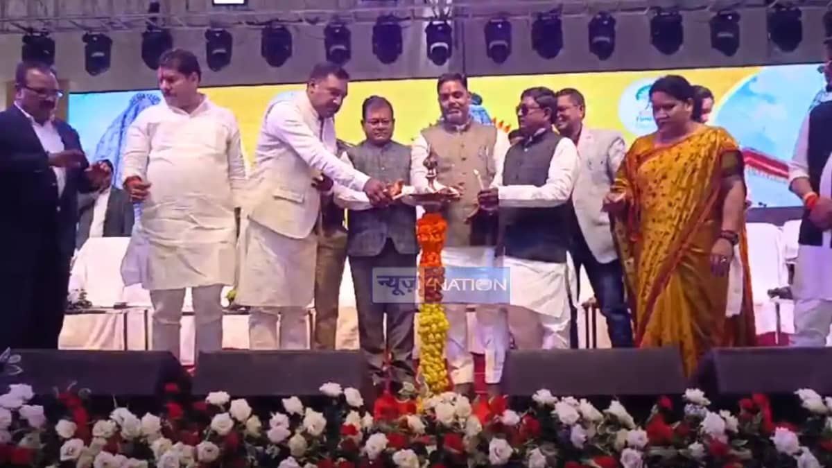 Bihar News : औरंगाबाद के देव में 3 दिवसीय सूर्य महोत्सव की ह Bihar News : औरंगाबाद के देव में 3 दिवसीय सूर्य महोत्सव की ह