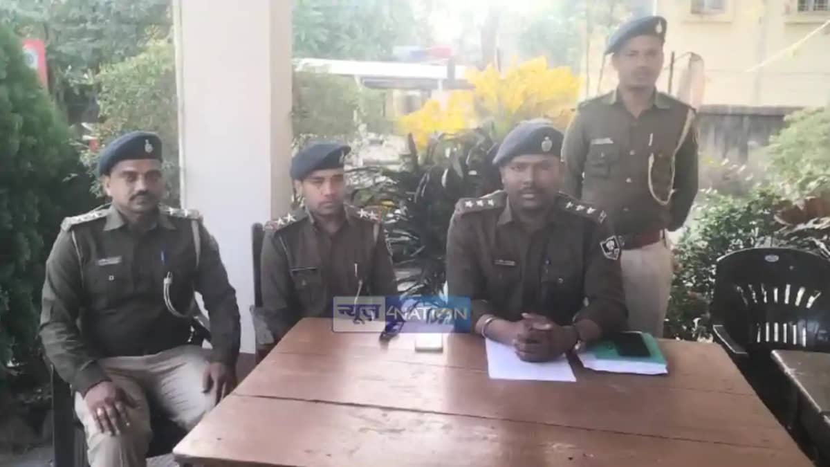 Bihar Crime News : बेगूसराय में सरस्वती प्रतिमा विसर्जन के द Bihar Crime News : बेगूसराय में सरस्वती प्रतिमा विसर्जन के द